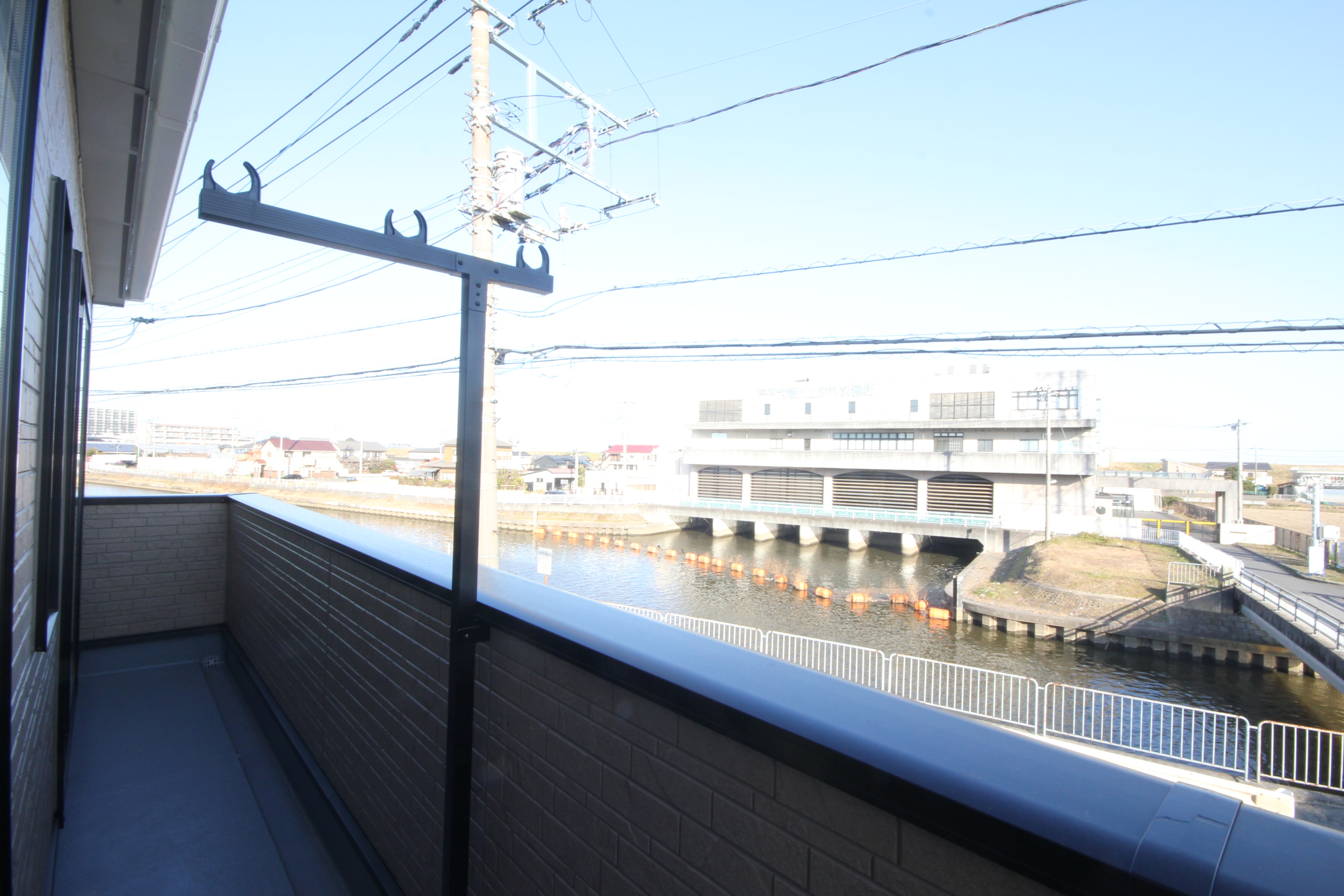 low_bg6